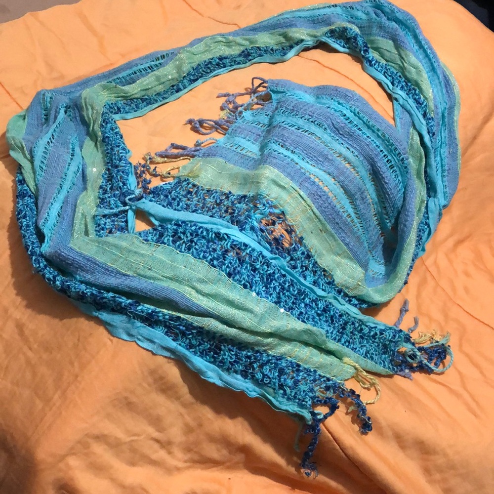Sequence scarf